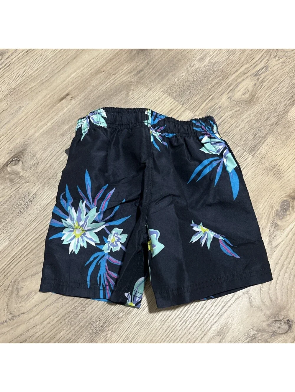 Boys Kanu Tahiti Swim Trunks Spf 50 Quick Dry Size 3T NWT